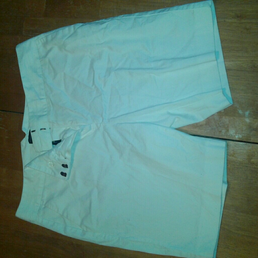 Womens white casual shorts
